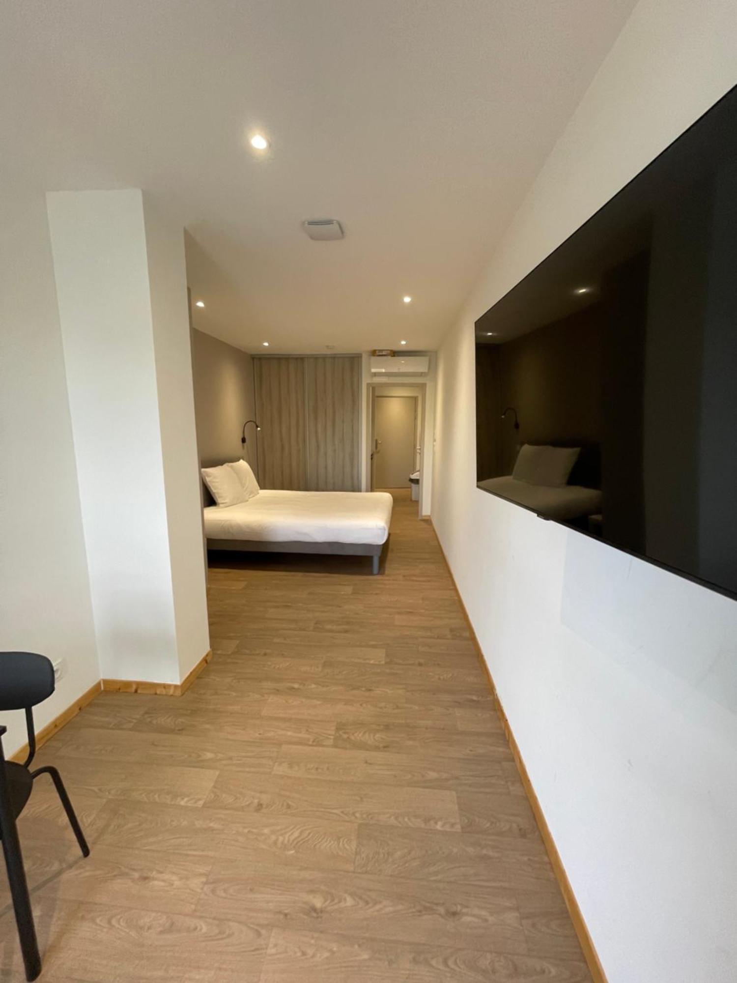 Le Salvador - Appart'Hotel De 18M2 A 44M2 La Talaudiere Extérieur photo