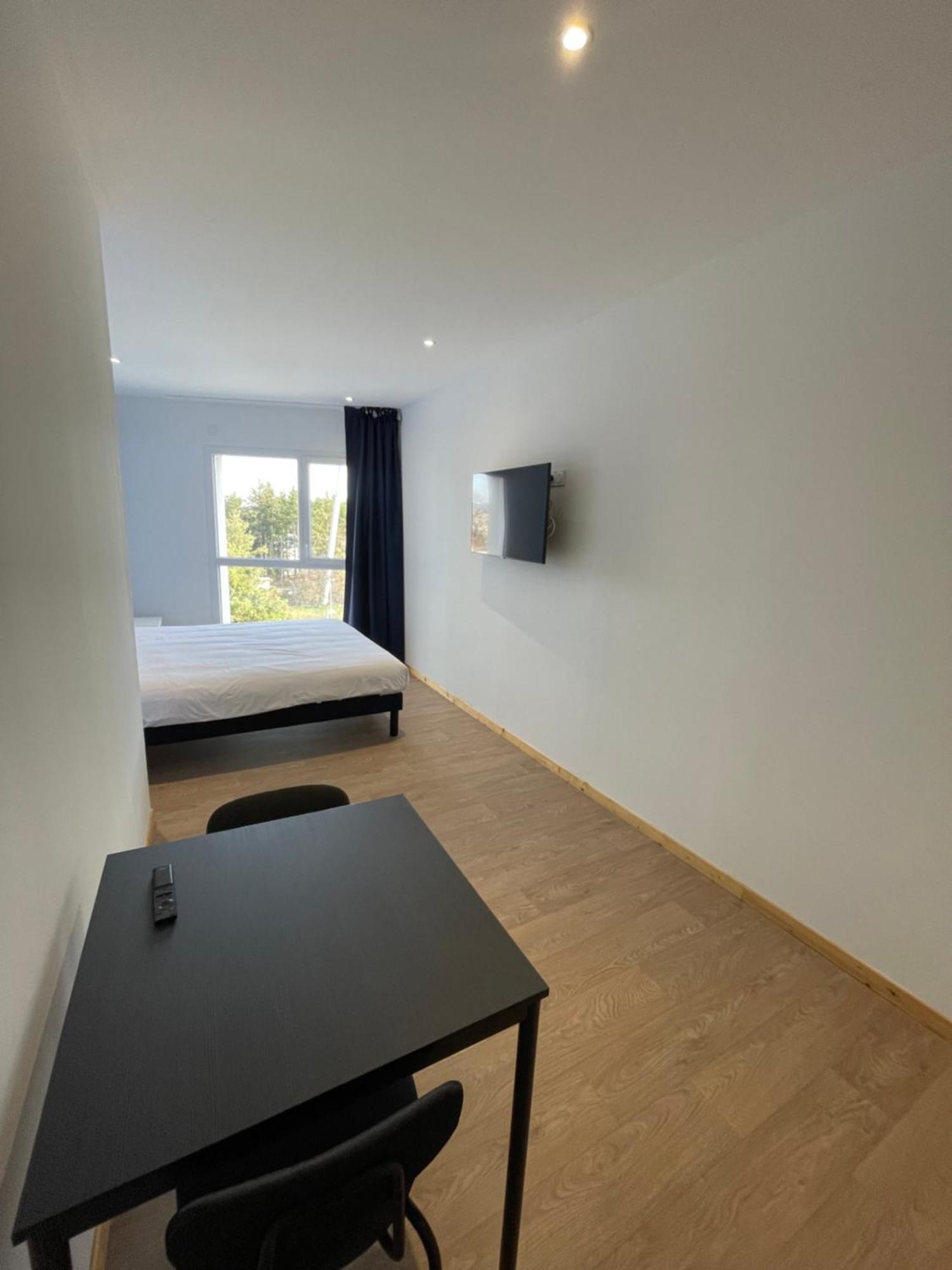 Le Salvador - Appart'Hotel De 18M2 A 44M2 La Talaudiere Extérieur photo