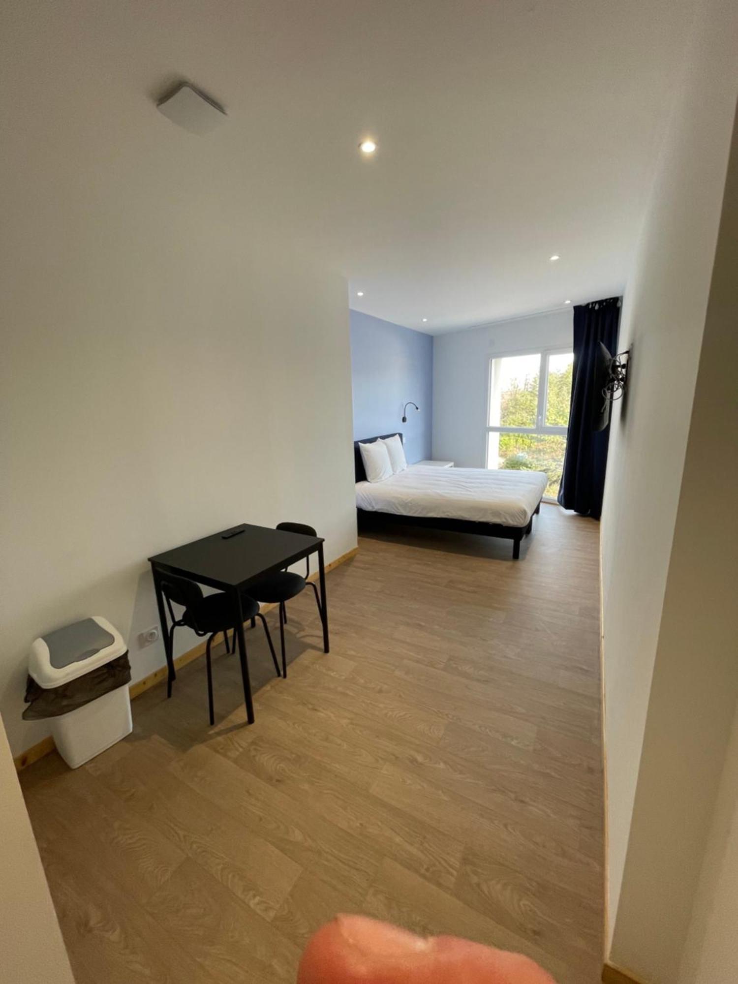 Le Salvador - Appart'Hotel De 18M2 A 44M2 La Talaudiere Extérieur photo