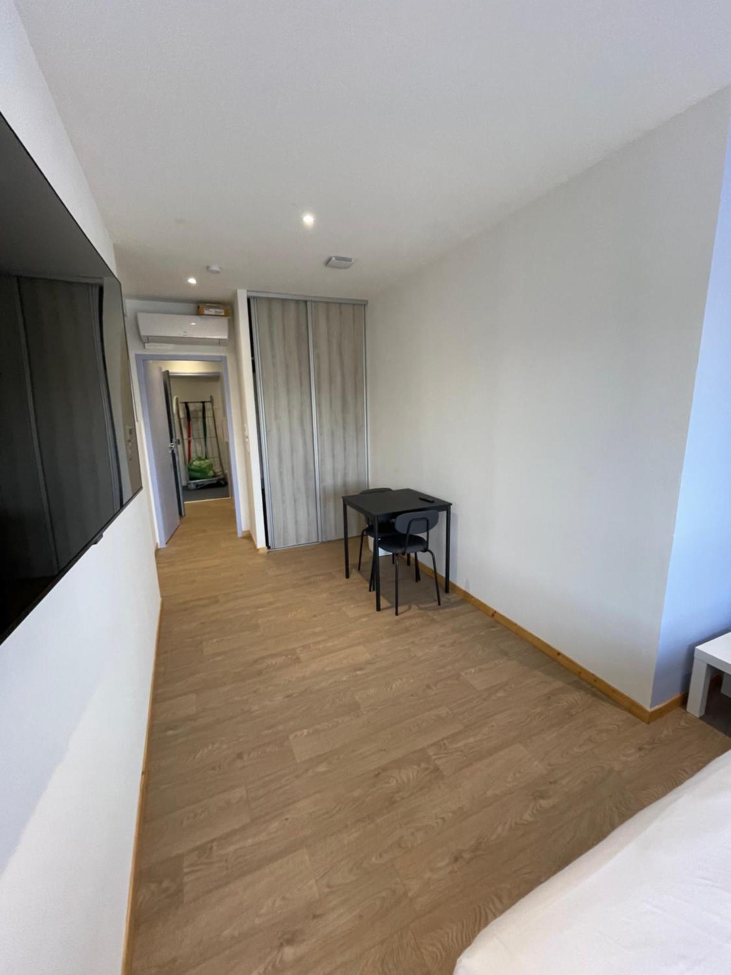 Le Salvador - Appart'Hotel De 18M2 A 44M2 La Talaudiere Extérieur photo