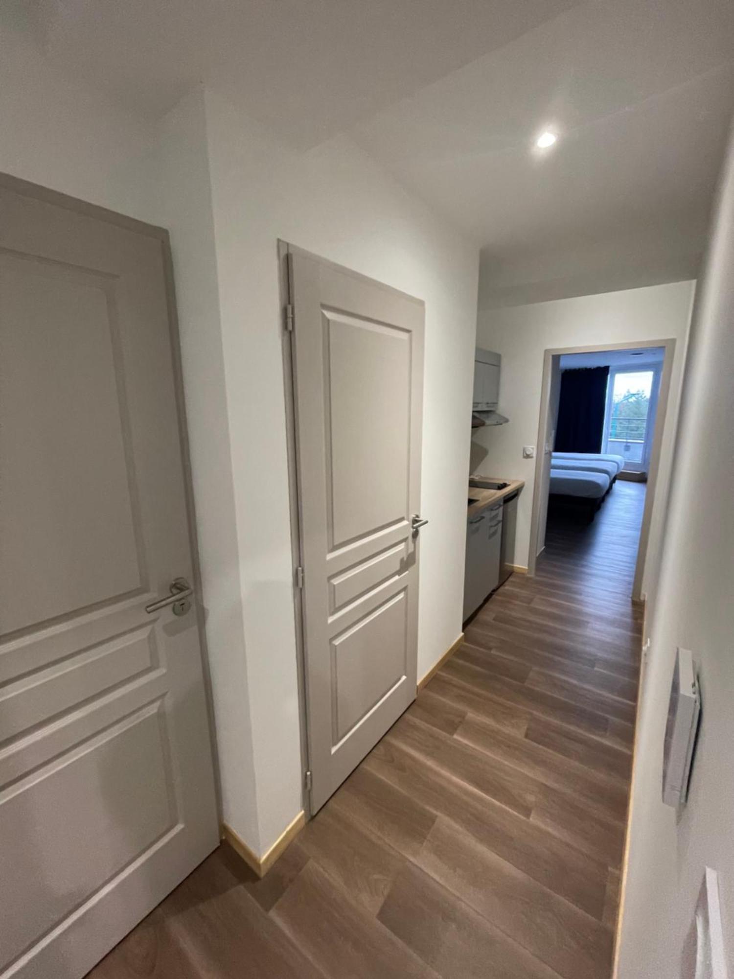 Le Salvador - Appart'Hotel De 18M2 A 44M2 La Talaudiere Extérieur photo