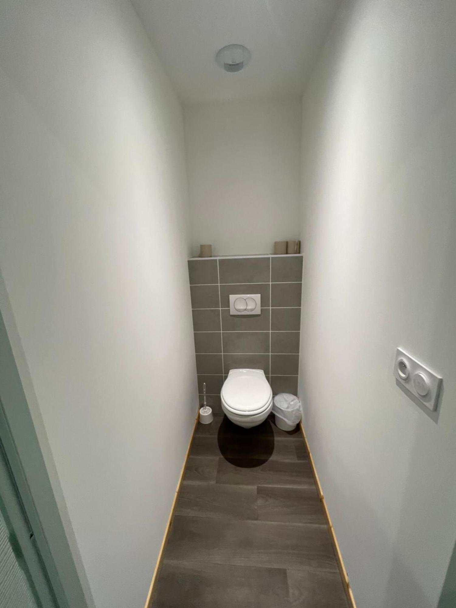 Le Salvador - Appart'Hotel De 18M2 A 44M2 La Talaudiere Extérieur photo