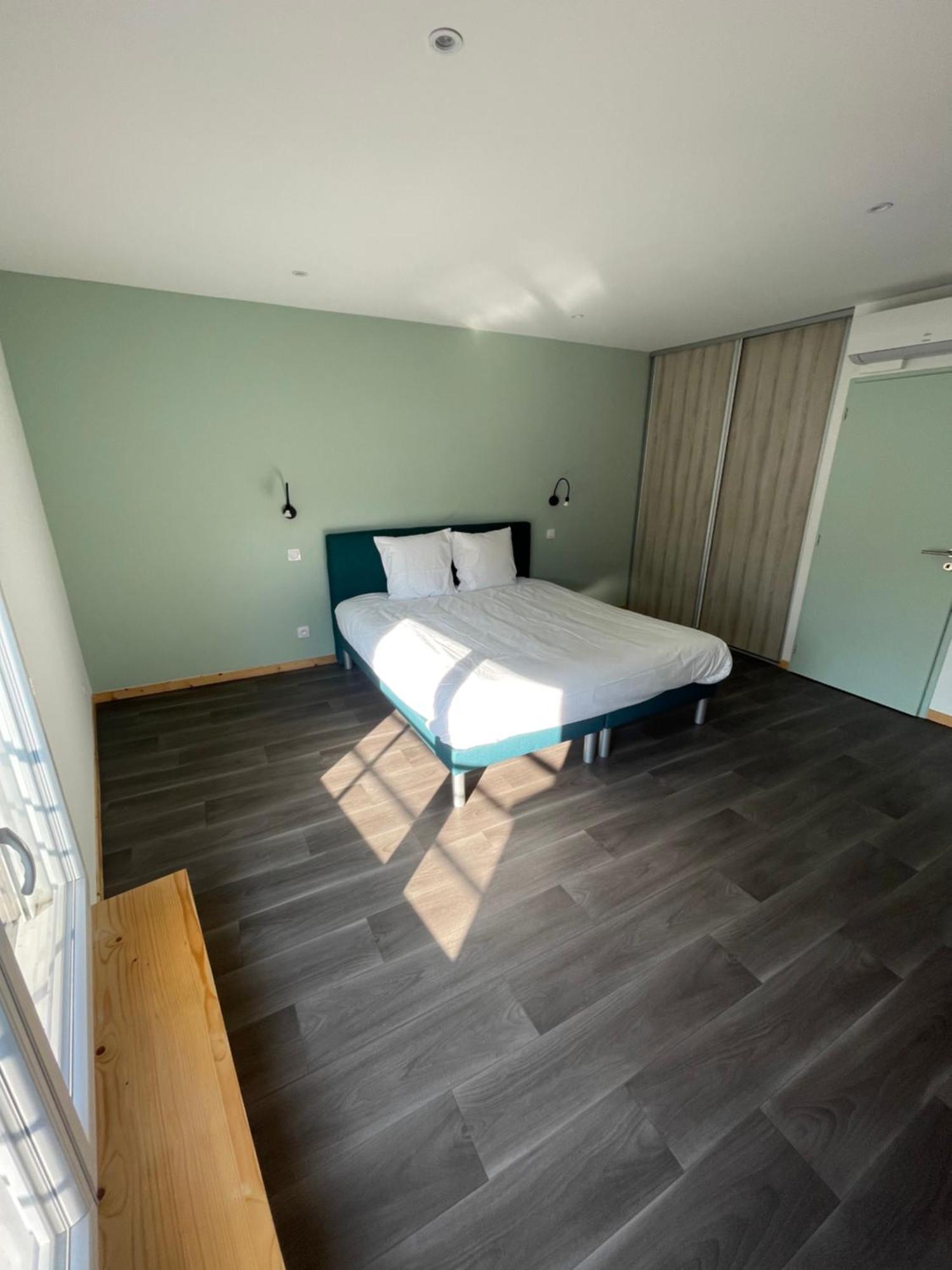 Le Salvador - Appart'Hotel De 18M2 A 44M2 La Talaudiere Extérieur photo